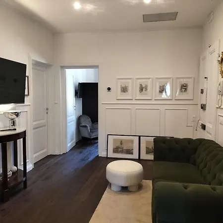 Paoletti Apartment